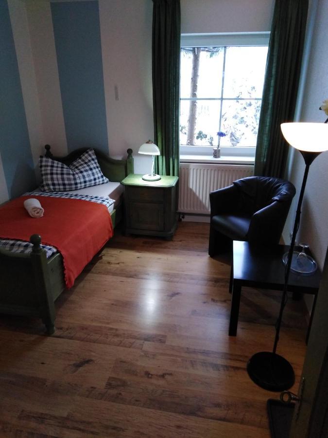 Landhaus Edelweiss Bed&Breakfast - Adults Only 伦斯泰希地区诺伊斯塔特 外观 照片
