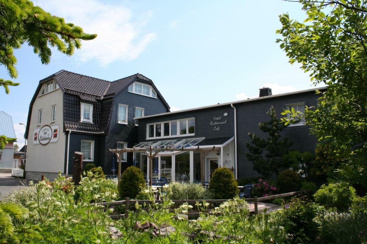 Landhaus Edelweiss Bed&Breakfast - Adults Only 伦斯泰希地区诺伊斯塔特 外观 照片