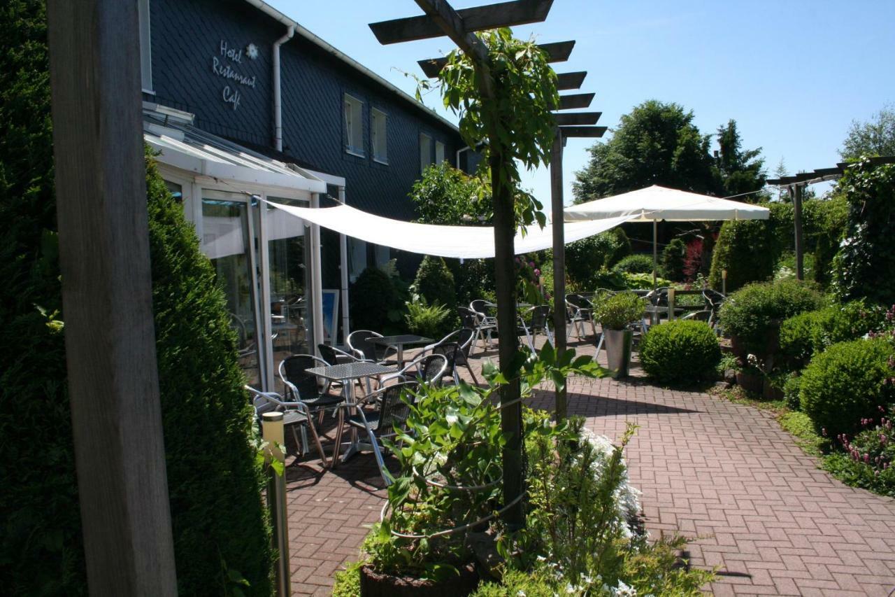 Landhaus Edelweiss Bed&Breakfast - Adults Only 伦斯泰希地区诺伊斯塔特 外观 照片