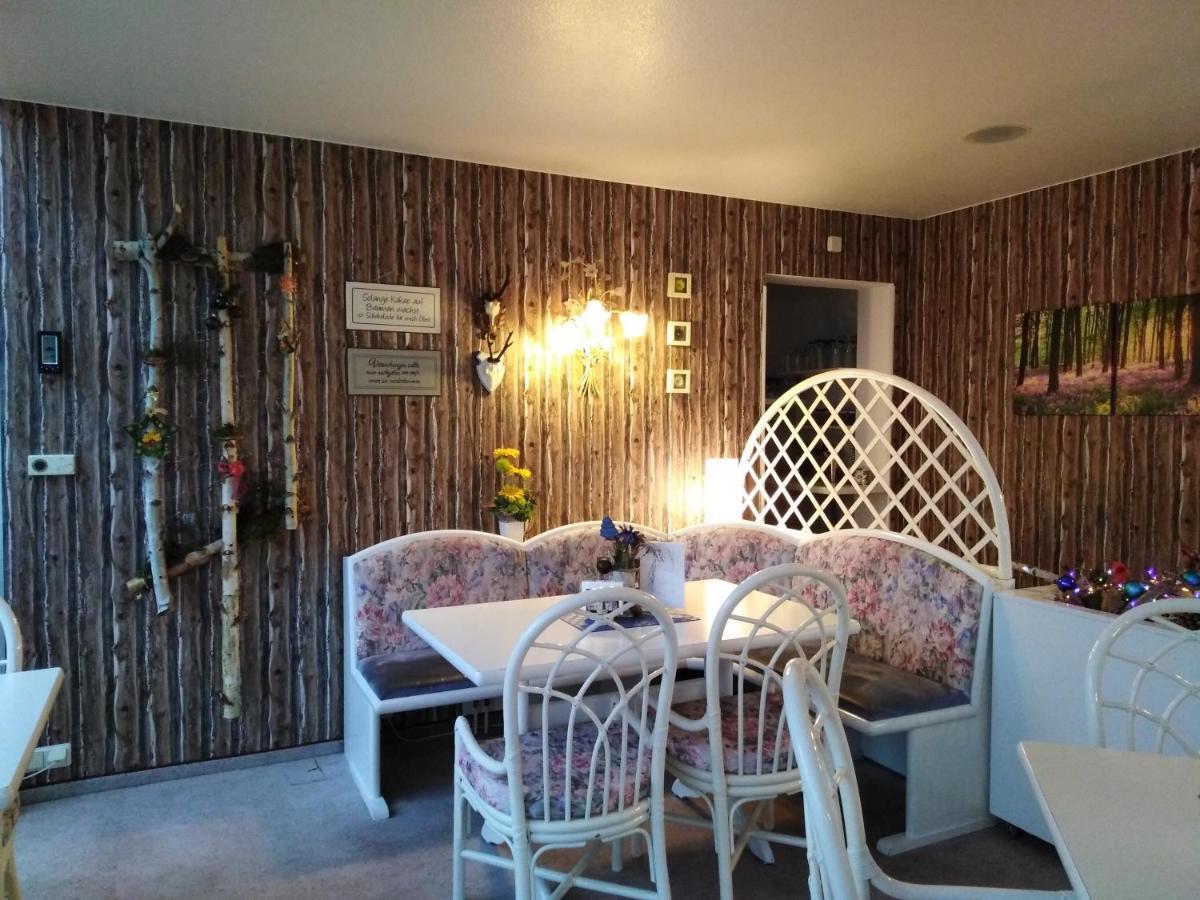 Landhaus Edelweiss Bed&Breakfast - Adults Only 伦斯泰希地区诺伊斯塔特 外观 照片